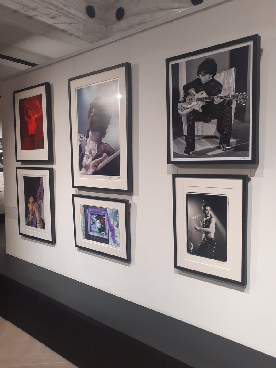 A really great evening at the Q&amp;A with photographers behind the new book: PRINCE ICON. 

Definitely worth a visit <a href="/IconicImagesNet/">Iconic Images Gallery</a>