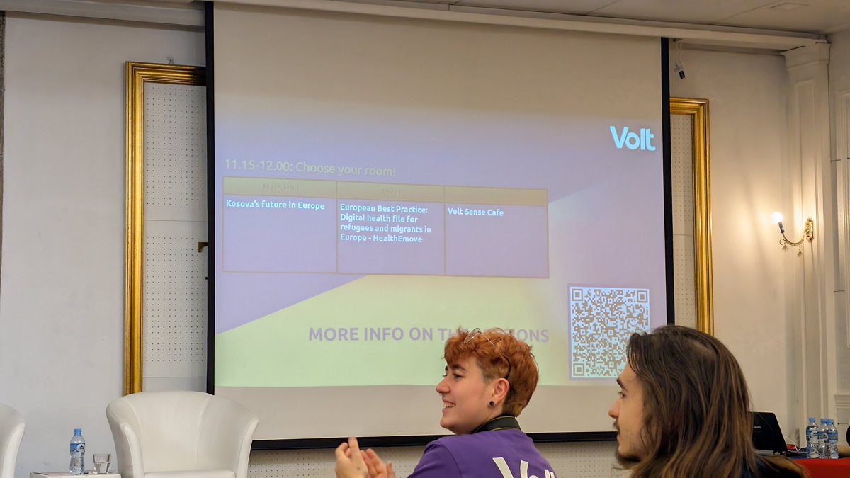 Thomy_Freaky's tweet photo. Here we go.
Tag 2 rollt an zur #VoltGA von @VoltEuropa in Tirana, Albanien. 😊
Einen Livestream gibt es hier ➡️ https://t.co/WgxBNcBOuy
---
#Volt #VoteVolt #JoinTheChange https://t.co/qcBxzYWdqE
