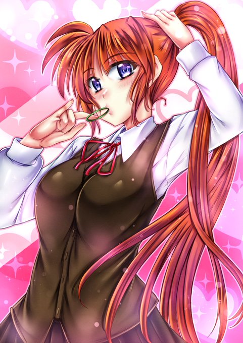 本日のお絵描き、試行錯誤の結果こうなりました。
むむむ……セクシーっぽさは上手く出せず仕舞い……。
って事でなのはさんを描きました。 