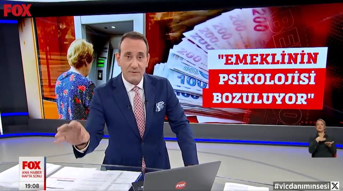 NursenTc's tweet photo. Emekli maaşı 12.500 asgariücret 17.002 milletvekilleri 290.305 başardık halkı muhtaç ettik
#HalkAçSandıkŞart https://t.co/Kc4rdtzmiX