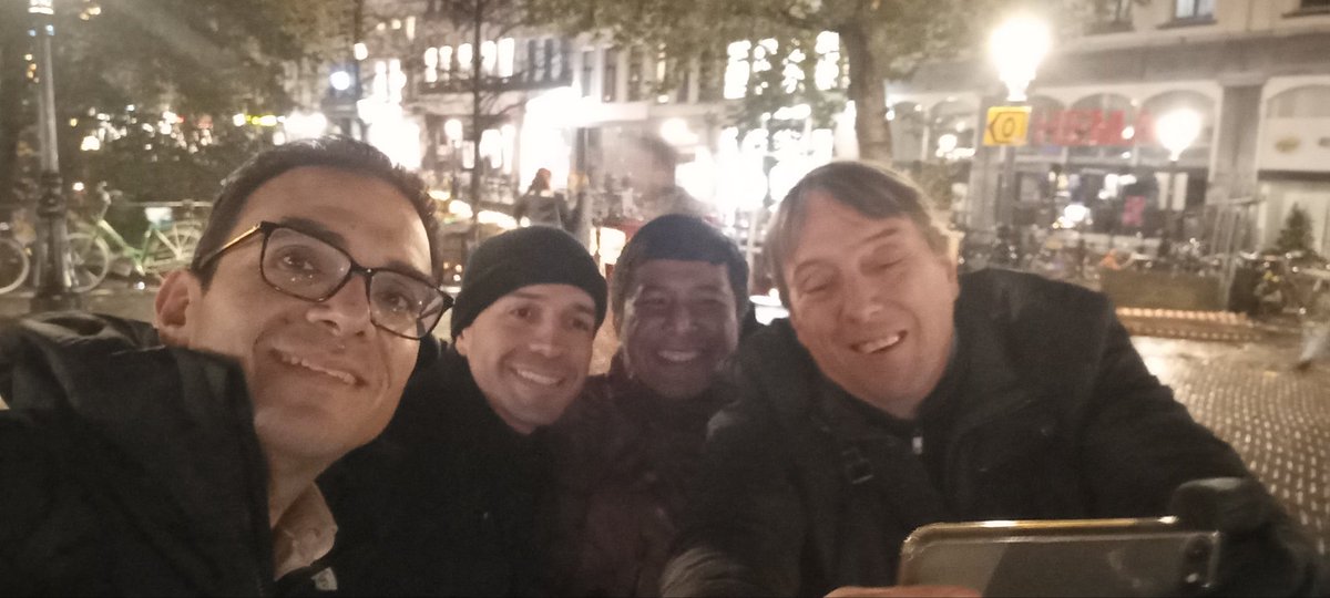 nieto_albaro's tweet photo. Thanks @Marcus Rijken and @AccretaResearch for a great #PAS academic event in #Utretch The Neterlands. Was a huge honor share 2 days with great old and new friends @RoziAryananda @AhmedHussein79 @kfeeze @eric jauniaux @theoadubredu @jose palacios jaraquemada https://t.co/YffevkwV8v