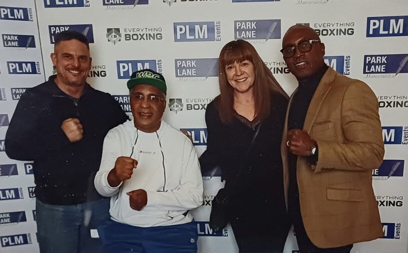 Jacksx1's tweet image. An awesome night with these guys! #nigelbenn #michaelwatson @NigelGBenn
