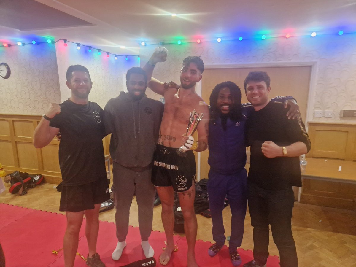Jonathan Moore (@jonathan22moore) on Twitter photo What a win last night. Victory tastes sweet when you have earned it. Well done Ollie Grogan 👊🏾👏🏾💪🏾
<a href="/MGMgymldn/">MGM Gym Ldn</a> What a win last night. Victory tastes sweet when you have earned it. Well done Ollie Grogan 👊🏾👏🏾💪🏾
<a href="/MGMgymldn/">MGM Gym Ldn</a>