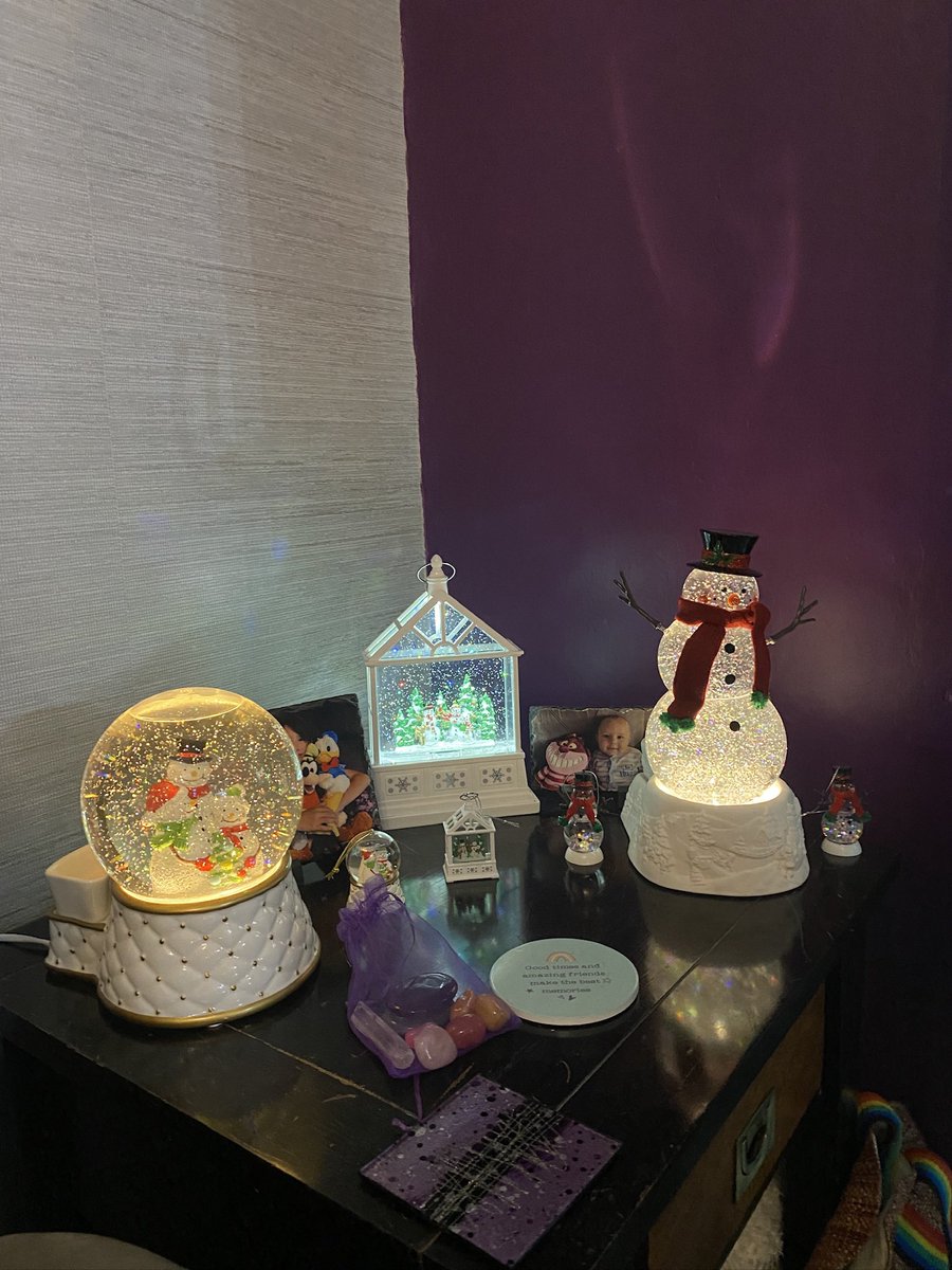 lisamatthewman's tweet photo. Open house at mine today. Coffee, nibbles, natter and smellies! 🎄🎁🎄 
Get your Christmas shopping done 🎄🎁🎄 https://t.co/q8HYFE8Nz2