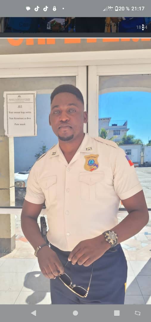 <a href="/synapoha/">@SYNAPOHA</a> felisite e salye chwa DDA fè de reprezantan Sendika CASEUS Fequière kom Pòt pawòl Polis la nan Depatman latibonit.
Komite santral la swetel' bòn chans ak siksè nan nouvo pòs li okipe a.