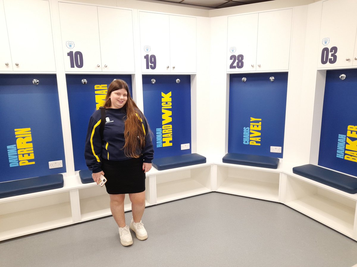 CraigEllicott's tweet photo. Thank you @WarwickshireCCC and @Edgbaston for having @jess_ellicott12 and I at the Bears Women launch on Wednesday. We had a great evening. Excited for the new era. A great bunch of girls and good togetherness already it seems #YouBears https://t.co/C3Rn4vQtcL