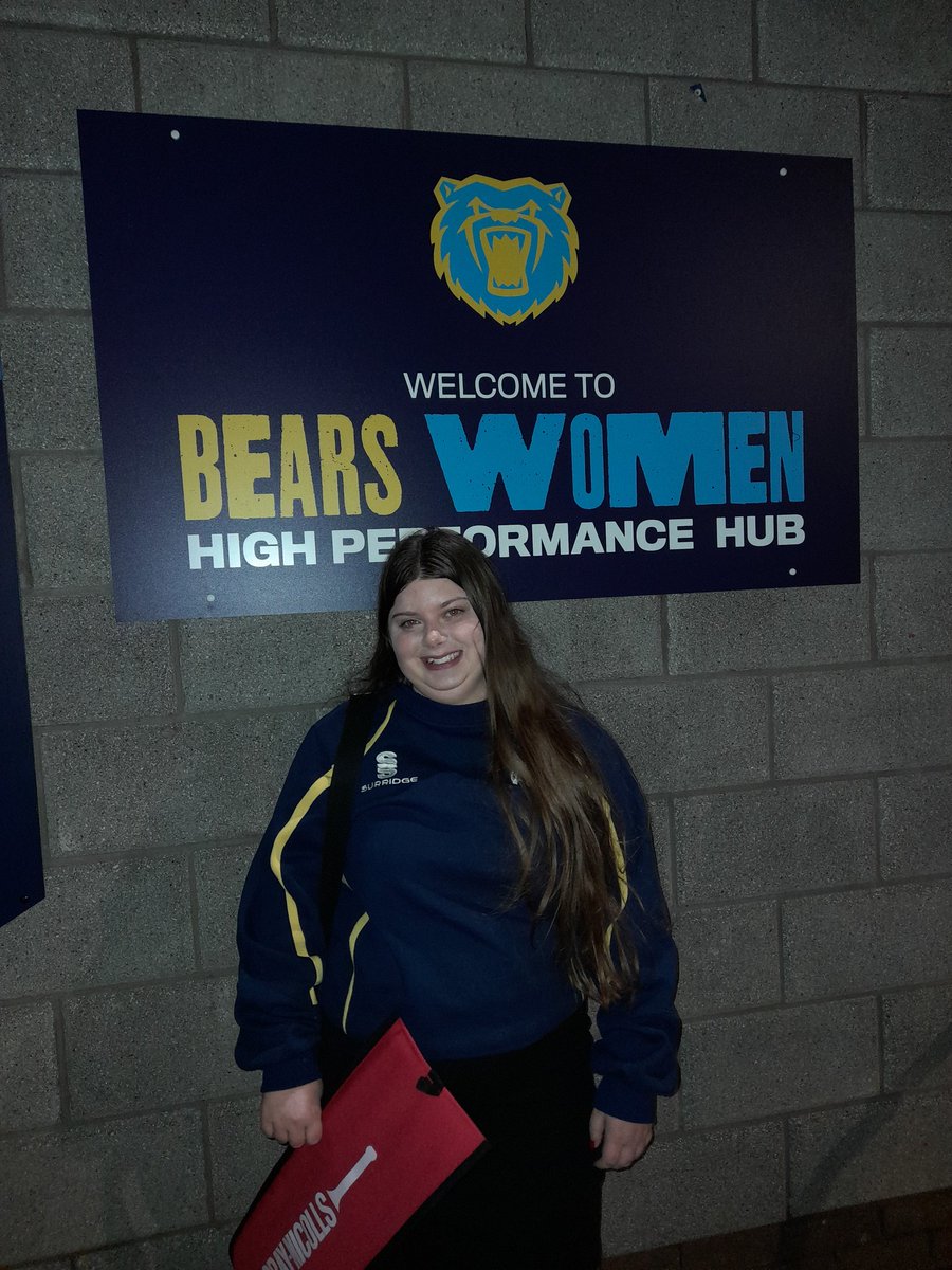 CraigEllicott's tweet photo. Thank you @WarwickshireCCC and @Edgbaston for having @jess_ellicott12 and I at the Bears Women launch on Wednesday. We had a great evening. Excited for the new era. A great bunch of girls and good togetherness already it seems #YouBears https://t.co/C3Rn4vQtcL