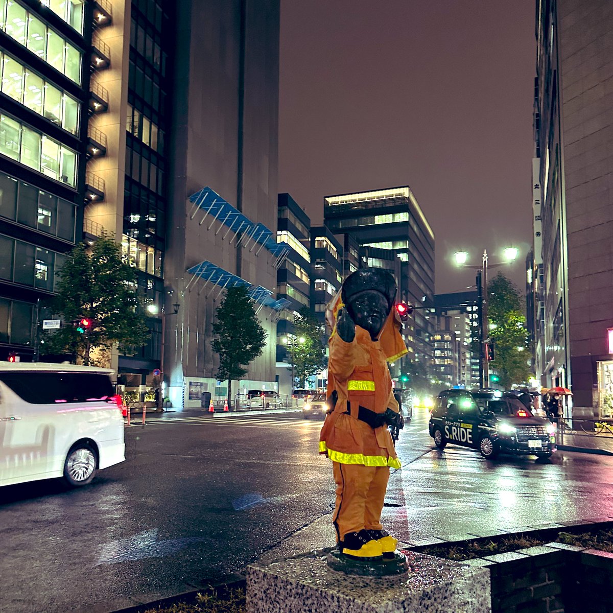 夏の思い出の少年の雨ニモマケズの麹町