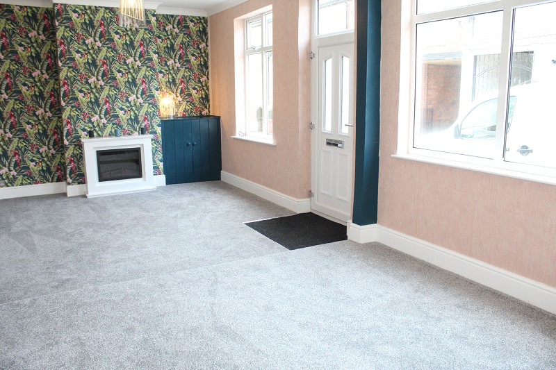GreenAndMay's tweet image. For Sale: Traditional Semi-Detached Home - Spacious and Move-In Ready! #DreamHome

#Riddings DE55 4BH
£180,000
Full details and photographs 📷: greenandmay.co.uk/property/?ref=…
01773 832888 to view this property