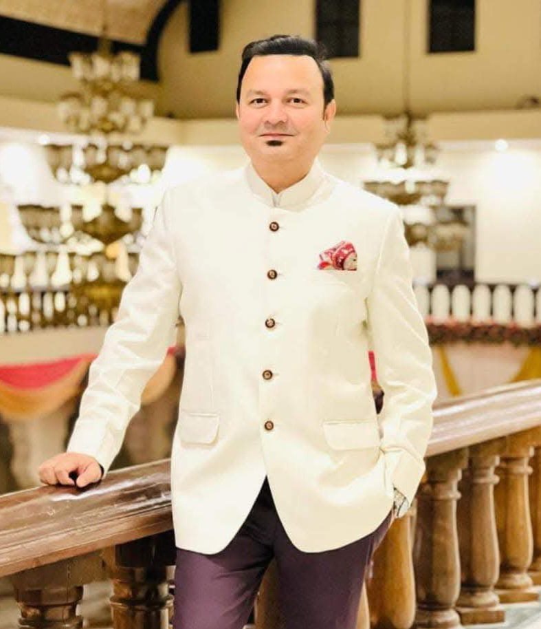 बहुत ही सरलता और सादगी से हम सभी नौजवानों मदद करने वाले बड़े भैया जी श्री <a href="/aashishsy/">Aashish Yadav</a> जी जन्मदिन पर बहुत ढेर सारी बधाई शुभकामनाएं आप दीर्घायु स्वस्थ रहें!!