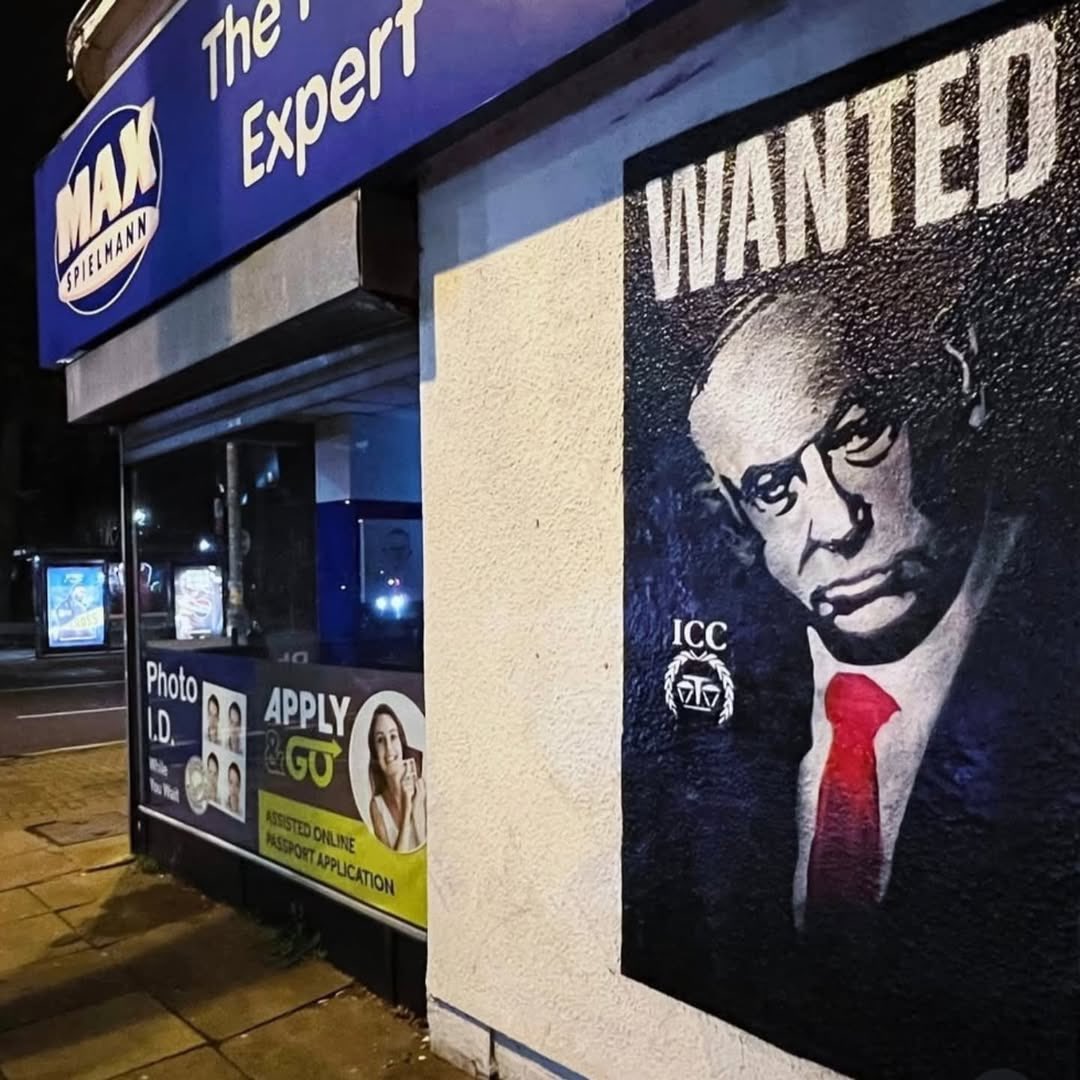 Wanted posters for Netanyahu have been spotted in Birmingham, UK.