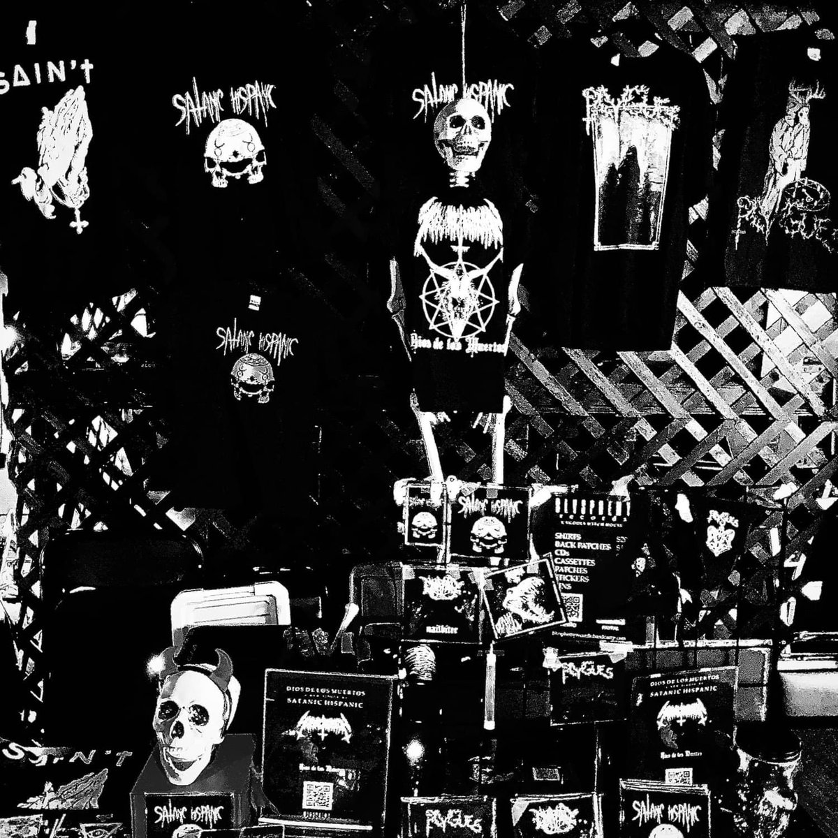 SkullyBlvsphemy's tweet photo. Shop Blvsphemy Records music and merch at https://t.co/DoOT7DHjoU 🤘

#blvsphemyrecords #witchhouse #rottenwolf #systematicdoses #digitalritual #plvgues #saint #wraithhaven #häxa #satanichispanic @S6T6NICHISP6NIC @PLVGUESWITCH @tr3kkie9rl @SystematicDoses @RottenWolf https://t.co/ulzco9Ou03