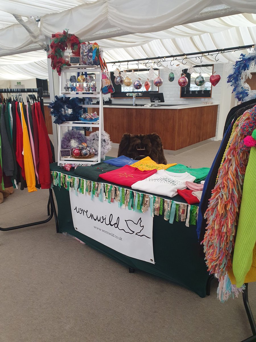 At <a href="/ChelmsfordCRC/">Chelmsford City Racecourse</a> this morning with <a href="/HelenRollasonCC/">Helen Rollason Cancer Charity</a> 🎄