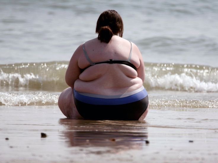 jemipiirakka's tweet photo. How i feel after eating more than 500 cals a day https://t.co/DayLaLU1w8
