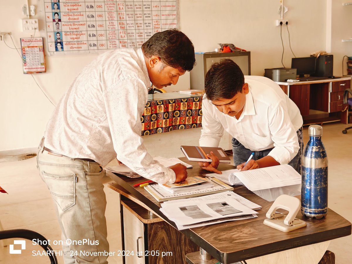 ૦૧.૦૧.૨૦૨૫ની લાયકાતની તારીખના સંદર્ભમાં મતદારયાદી ખાસ સંક્ષિપ્ત સુધારણા-૨૦૨૫ અંતર્ગત અત્રેના જિલ્લામાં સમાવિષ્ટ ૧૩૮-જેતપુર વિ.સ.મ.વિભાગના મતદાન મથકોની મુલાકાત કરી વધુમાં વધુ ૧૮-૧૯ વર્ષ વયજુથના ફોર્મ ભરવા સુચનો આપવામાં આવ્યા.
<a href="/ECISVEEP/">Election Commission of India</a> <a href="/CEOGujarat/">Chief Electoral Officer, Gujarat</a> <a href="/collectorcu/">Collector Chhotaudepur</a>