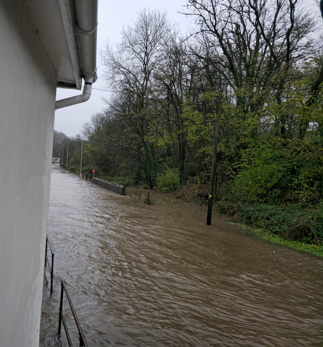 Gonna need a bigger boat  - Nantgarw 🤦‍♂️
