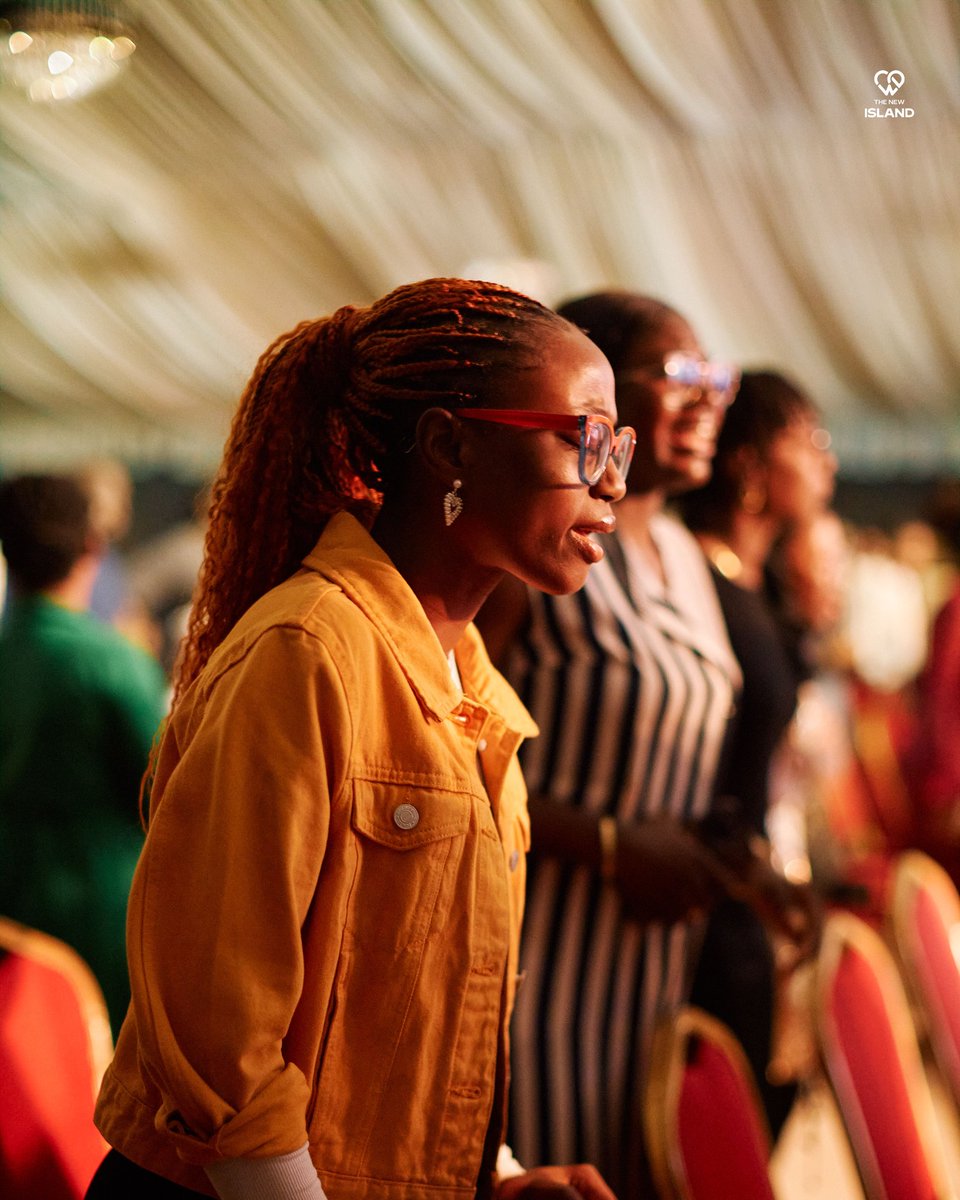 TheNew_Island's tweet photo. We took a few minutes before diving deep intor the word to proclaim to God who made us, "You are God from beginning to the end.
There's no place for argument. You are God all by yourself."
#WeAreTheNew #WeAreTheNewIsland #TheKingsTable #iLoveThisChurch https://t.co/02qC8KGQQ3
