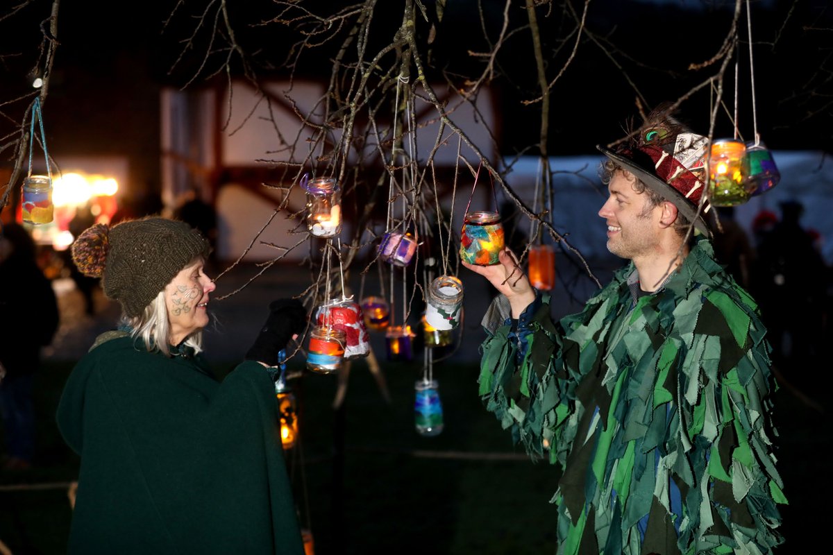 WealddownMuseum's tweet photo. Join us for our Annual Tree Dressing next Sunday, 1 Dec! Celebrate the ancient custom honouring the life-giving power of trees, inspired by Green Man legends. Fun for all the family!

Find out more: https://t.co/53GcjXRFIf

#wdlm #tradition #history #treedressing #ritualyear https://t.co/0oYwxr35pW