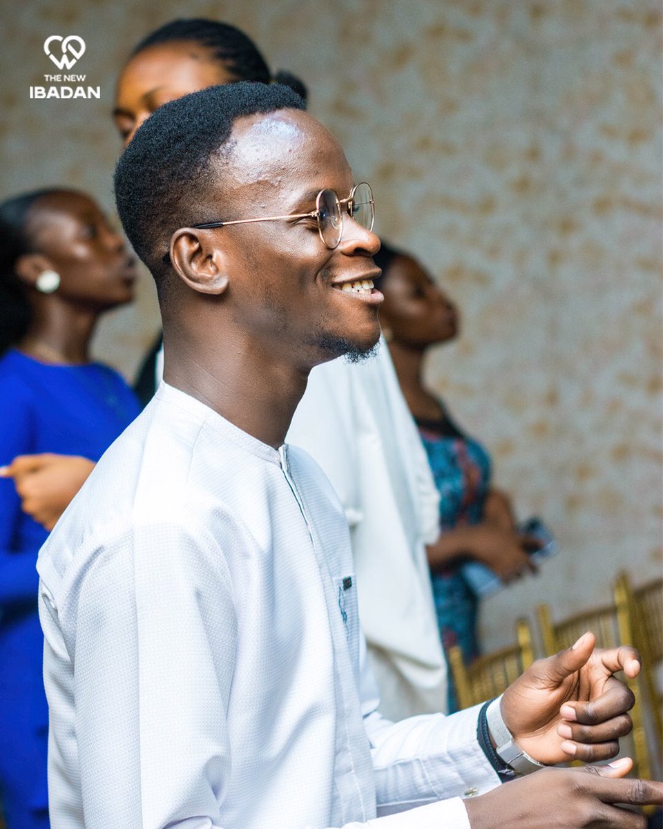 WeAreTheNew_Ib's tweet photo. We have experienced the goodness of Abba. We are living testimonies of His love and mercy, and we joyfully sing His praises!
#TheKingsTable
#ILoveThisChurch
#WeAreTheNewIbadan https://t.co/bqAgZLXm4i