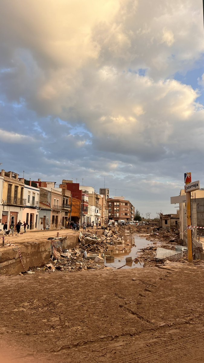 Si aún podéis venir aunque solo sea los findes se agradece mucho 🙏🏻.