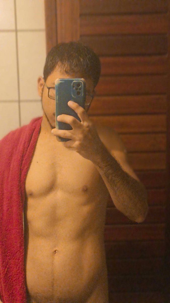 MarinhoTom's tweet photo. Não é por nada não... Mas fiquei um sabor nessa aqui 😋 https://t.co/g3T1O6CCsR