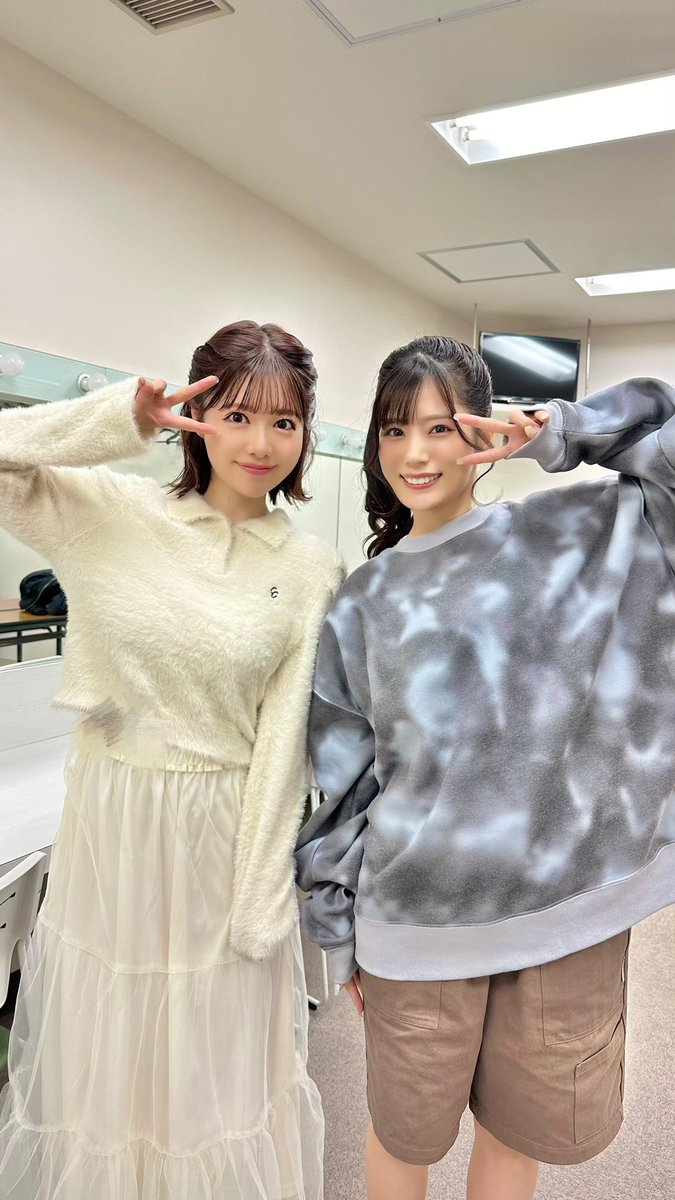 Carin_Official's tweet photo. 朗読劇『名前を呼んで、もう一度』

千秋楽 2公演、
ご観劇ありがとうございました🐈‍⬛❤️

何度読んでも本当に胸が痛くて
1回ずつさくらの人生を一生懸命生きようと
大切にお届けしました…✨

お写真は、今日ご一緒させていただいた
村上奈津美さん・田中ちえ美さん・優木かなさんと📸🫶🏻 https://t.co/d5FCr86GBb