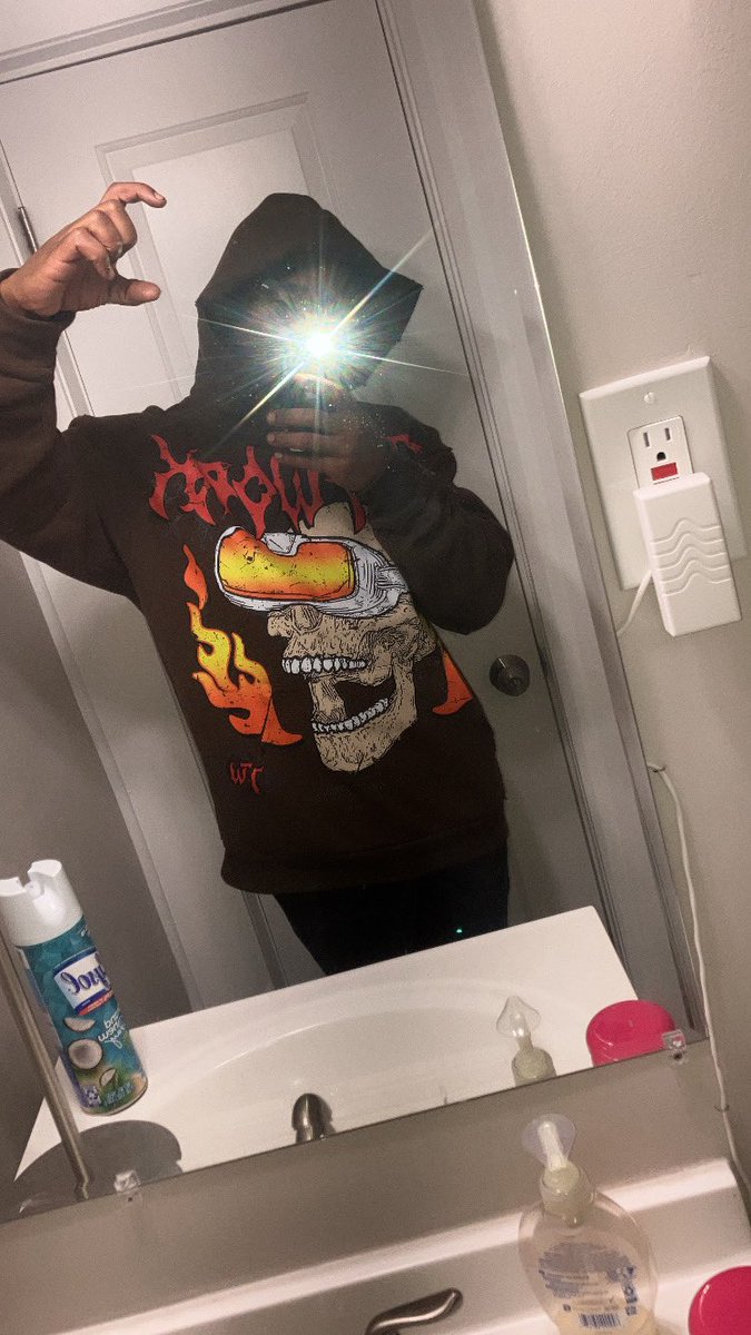 ArchKnows's tweet image. 