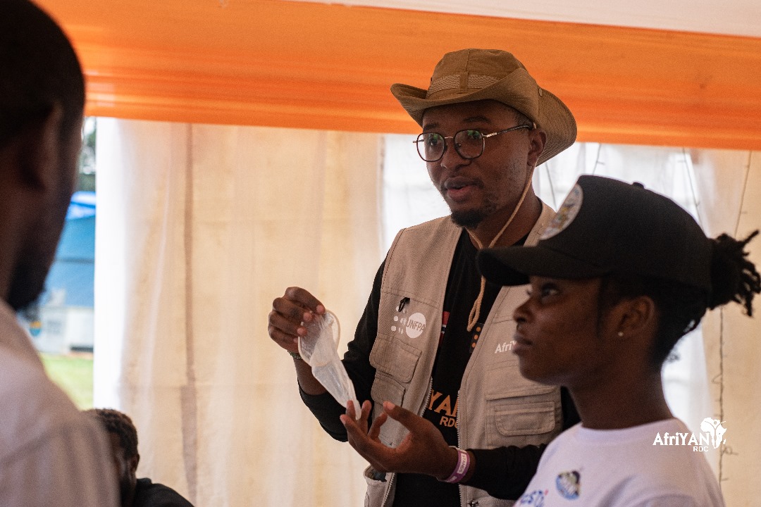 KatuseleJoseph's tweet photo. #Goma: quand la santé sexuelle prend l micro au @AmaniFestival
Étant un évènement culturel qui célèbre principalement la paix,#F_A est une opportunité pour l'éveil des consciences
À part @AfriyanRdc,d'autres structures ont mobilisé du monde pr leurs causes
https://t.co/07kvUg1YTv https://t.co/fSVWrRE89H
