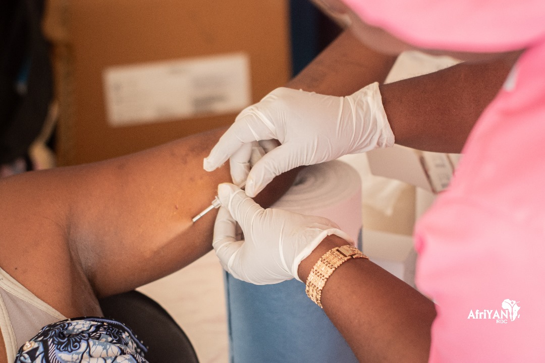 KatuseleJoseph's tweet photo. #Goma: quand la santé sexuelle prend l micro au @AmaniFestival
Étant un évènement culturel qui célèbre principalement la paix,#F_A est une opportunité pour l'éveil des consciences
À part @AfriyanRdc,d'autres structures ont mobilisé du monde pr leurs causes
https://t.co/07kvUg1YTv https://t.co/fSVWrRE89H