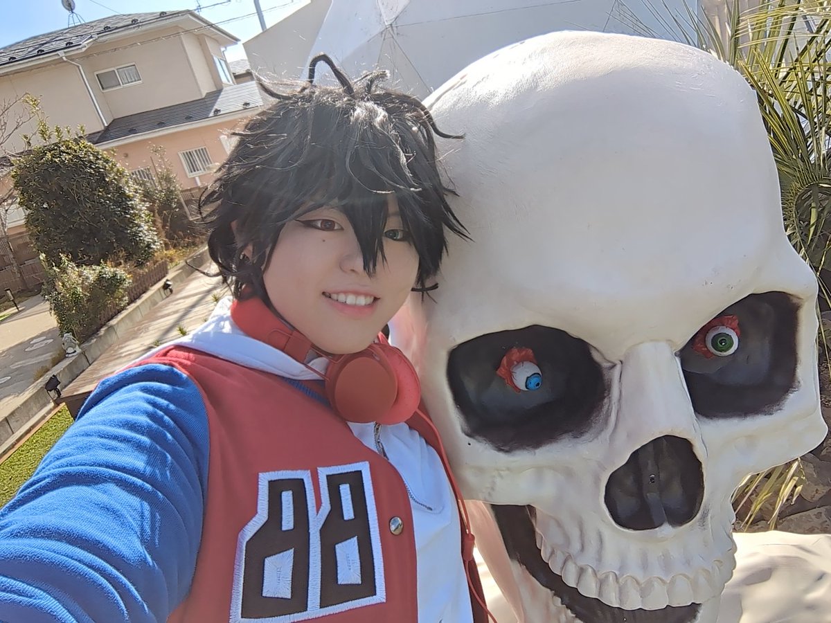 Cos_XL's tweet photo. おまけ:サマトキとツーショ() https://t.co/Rfl0sCozl1