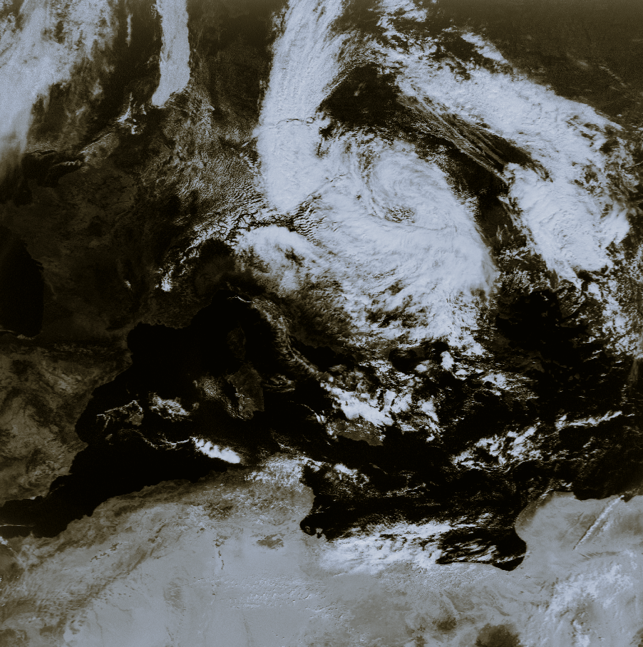 You can get from raw audio file to an image like this in circa 50 lines of python code. I play around a bit with NOAA APT here: charlesmercieca.com/post/2024-11-2…