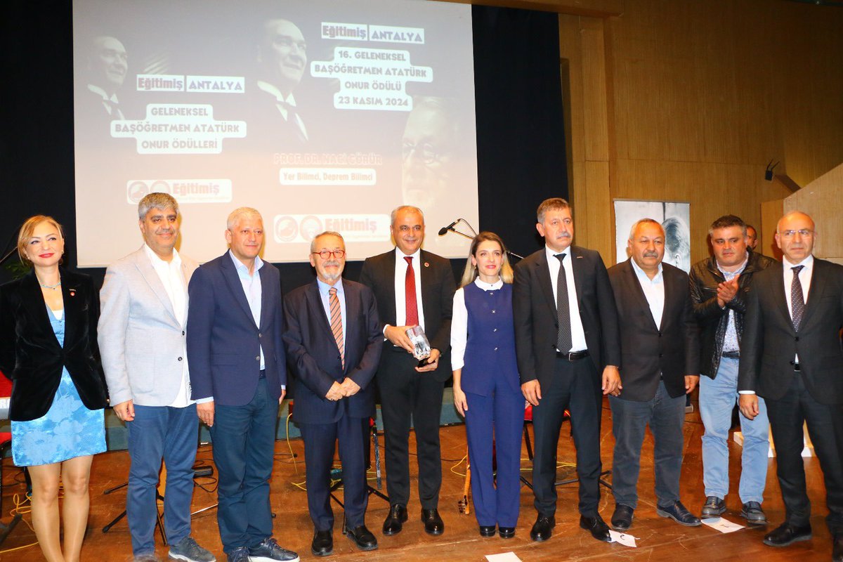 Eğitimiş Antalya Şubeleri olarak Geleneksel 16. Başöğretmen Atatürk Onur Ödülü'müzü Prof. Dr. Naci Görür'e sunduk.
<a href="/egtimisantalya2/">Eğitim-iş Antalya 2 No'lu Şube</a> <a href="/Egitimis07/">Eğitim-İş Antalya</a> <a href="/nacigorur/">Prof. Dr. Naci Görür</a> <a href="/egitimis/">Eğitim-İş</a>