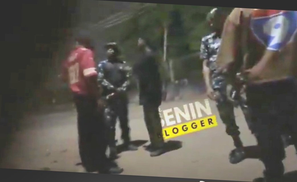 <a href="/chude__/">Chudé</a> Cc
<a href="/PoliceNG_CRU/">POLICE COMPLAINT</a> <a href="/EdoPoliceNG/">Edo State Police Command</a>
I have worked on the video to help you identify these officers.
Good luck.
Say no to impunity.
