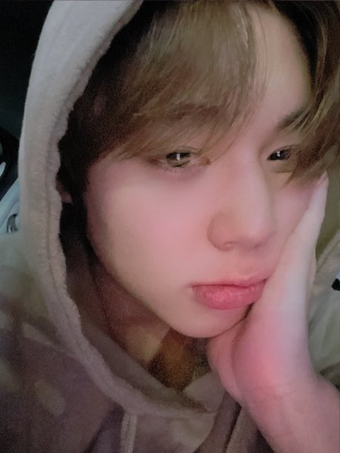 느좋셀카🫶🏻