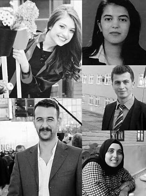 Şehit edilen Öğretmenlerimiz en çok sizin gününüz kutlu olsun. 
Tüm öğretmen arkadaşlarımın Öğretmenler gününü kutlarım 💐💐💐