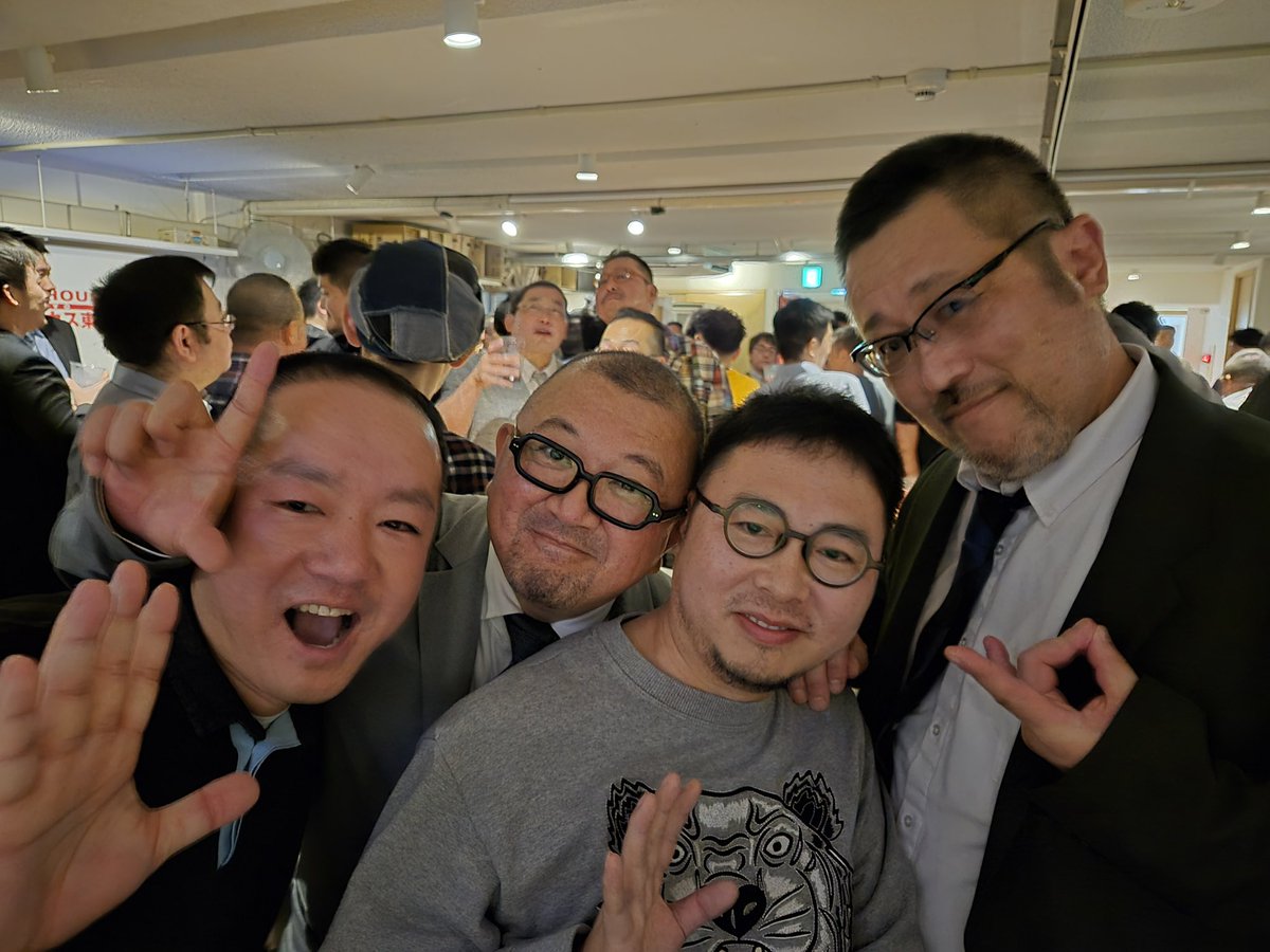 michaelpenglive's tweet photo. この数人に会えてとても嬉しいです。夜は夢の中で見ます。 https://t.co/l4r2erYRuK