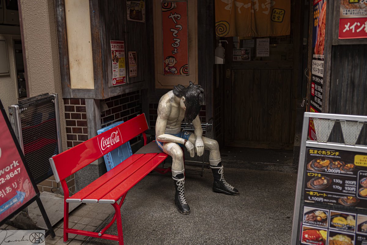 base_setagaya's tweet photo. 東京スナップ

お疲れ
LEICA M10撮影

#写真好きな人と繋がりたい #写真撮ってる人と繋がりたい #カメラ好きな人と繋がりたい #ファインダー越しの私の世界  #ライカ #ライカm10 #leicaM10 #leica #leica_camera #leica_club  #東京   #スナップ写真 #スナップ #snapshot https://t.co/LMUEmKH0Aw