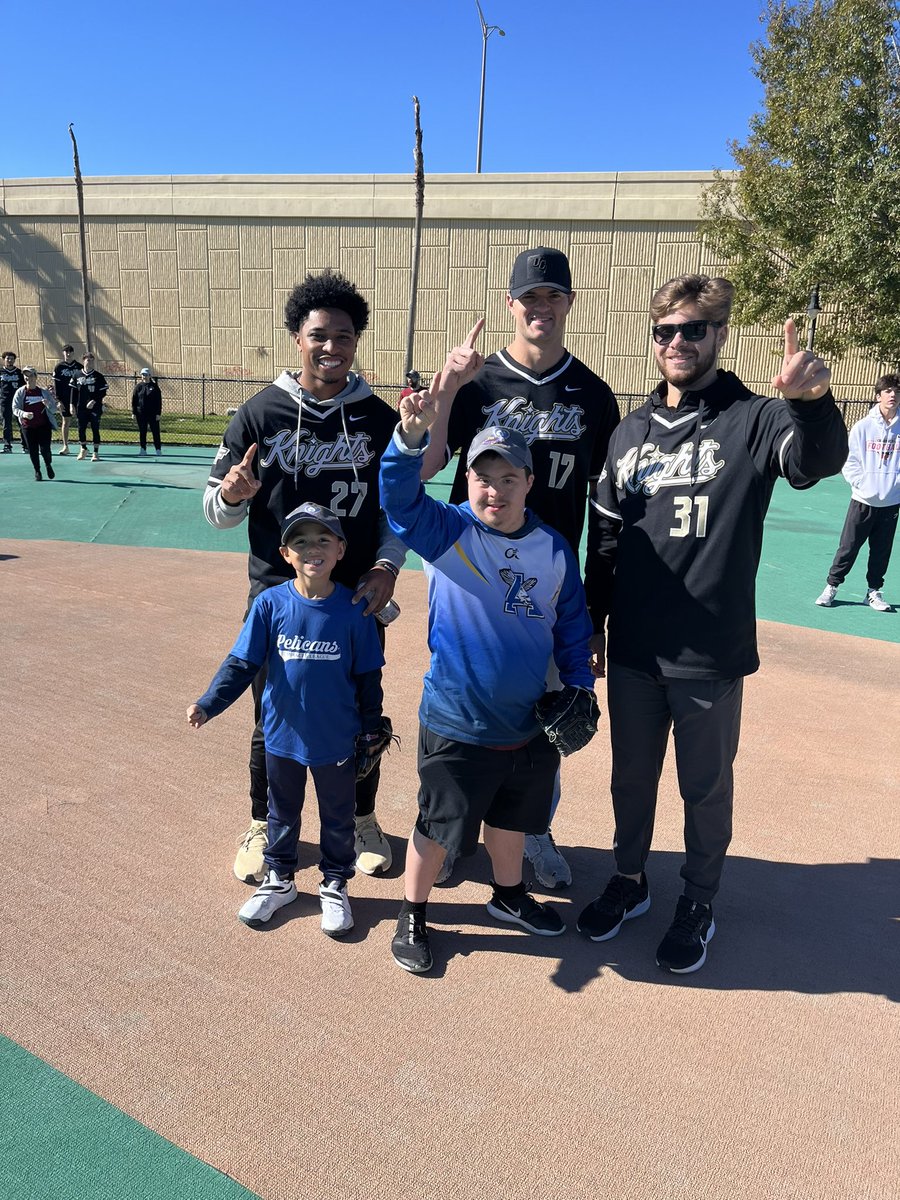 UCF_Baseball's tweet photo. Your Knights in the community🫶

Thank you to @cflmiracleleag for having us! https://t.co/YsTzoyZUWL