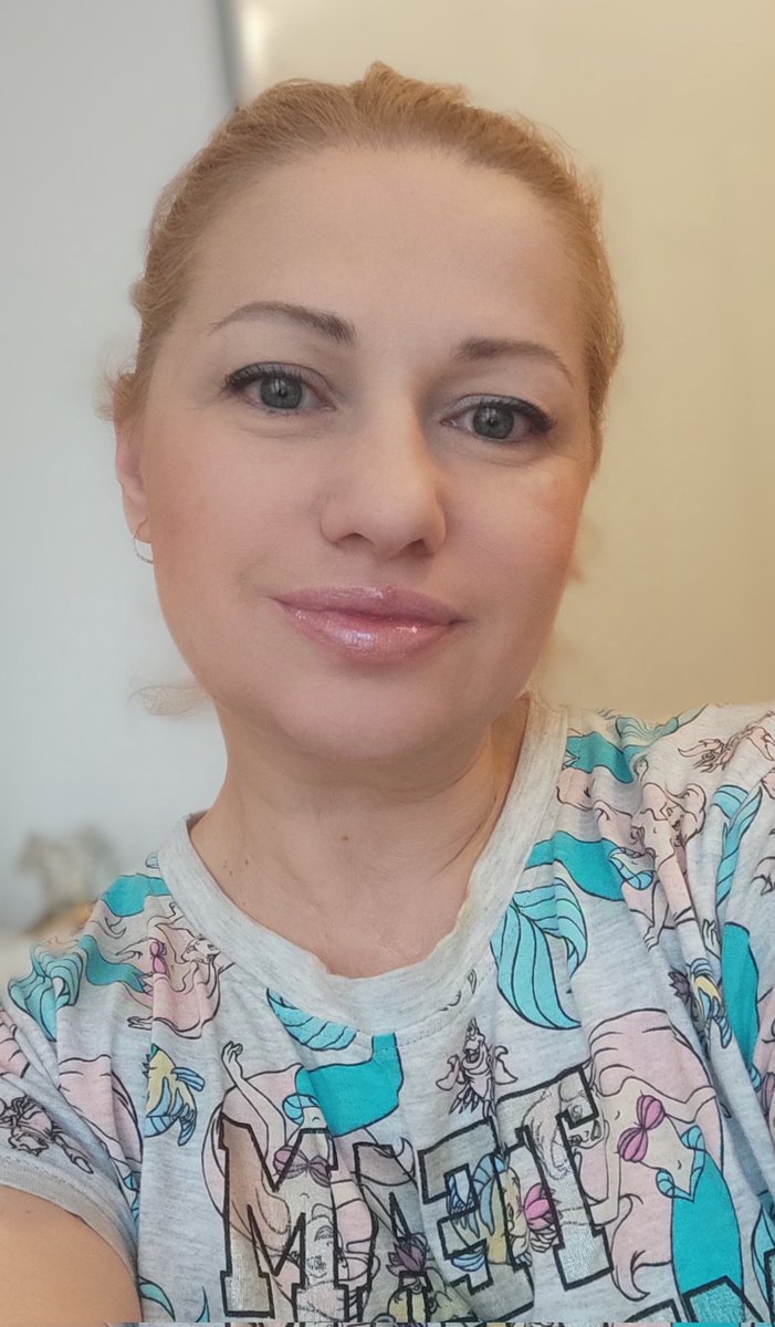 JuliGord's tweet photo. З поверненням мене!💞 https://t.co/fJU3NDZaye