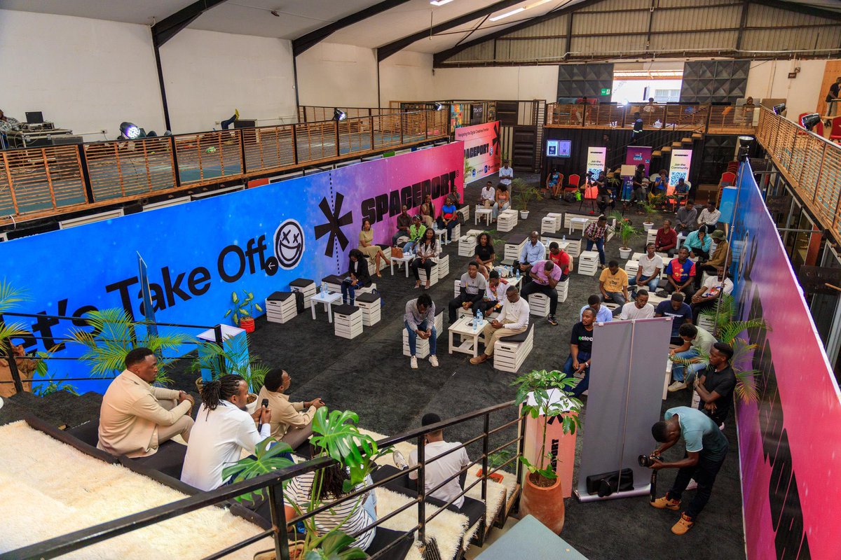 Young Ugandan creatives are making waves!

Something happened in Kampala at the start of the weekend - and I’ll tell you why I’m so excited about it.

A group of young creatives came together with a vision to gather a generation of young creatives to listen to a carefully