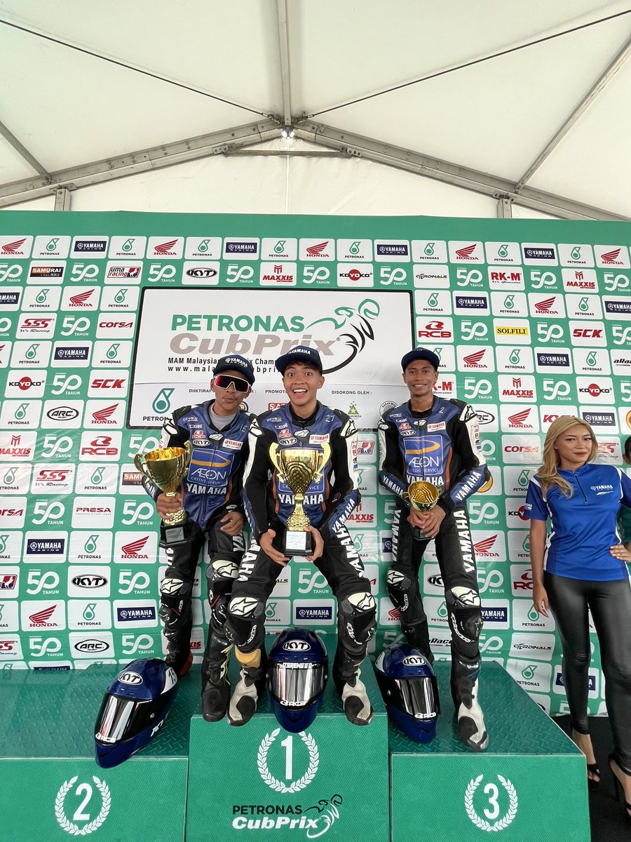 msiancubprix's tweet photo. PODIUM AEON CREDIT SERVICE YAMAHA 135LC TEKHNE CHALLENGE

#PETRONAScubprix
#PETRONASmotorsport
#PETRONAS50
#HOMECOMING https://t.co/p2mrvEgMjl