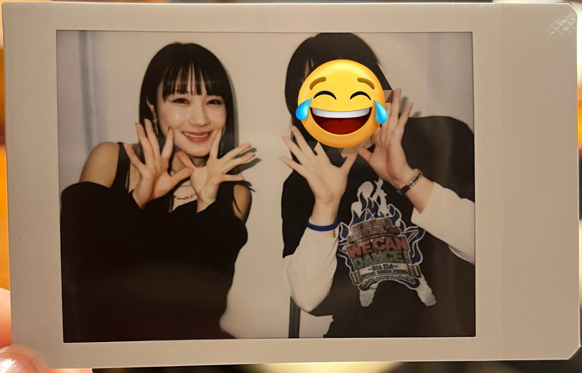 あやのん tweet media