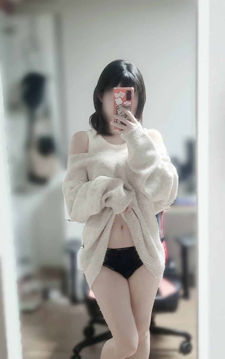 saha_cos2's tweet photo. へそ..😵‍💫 https://t.co/fKqHZevtpk