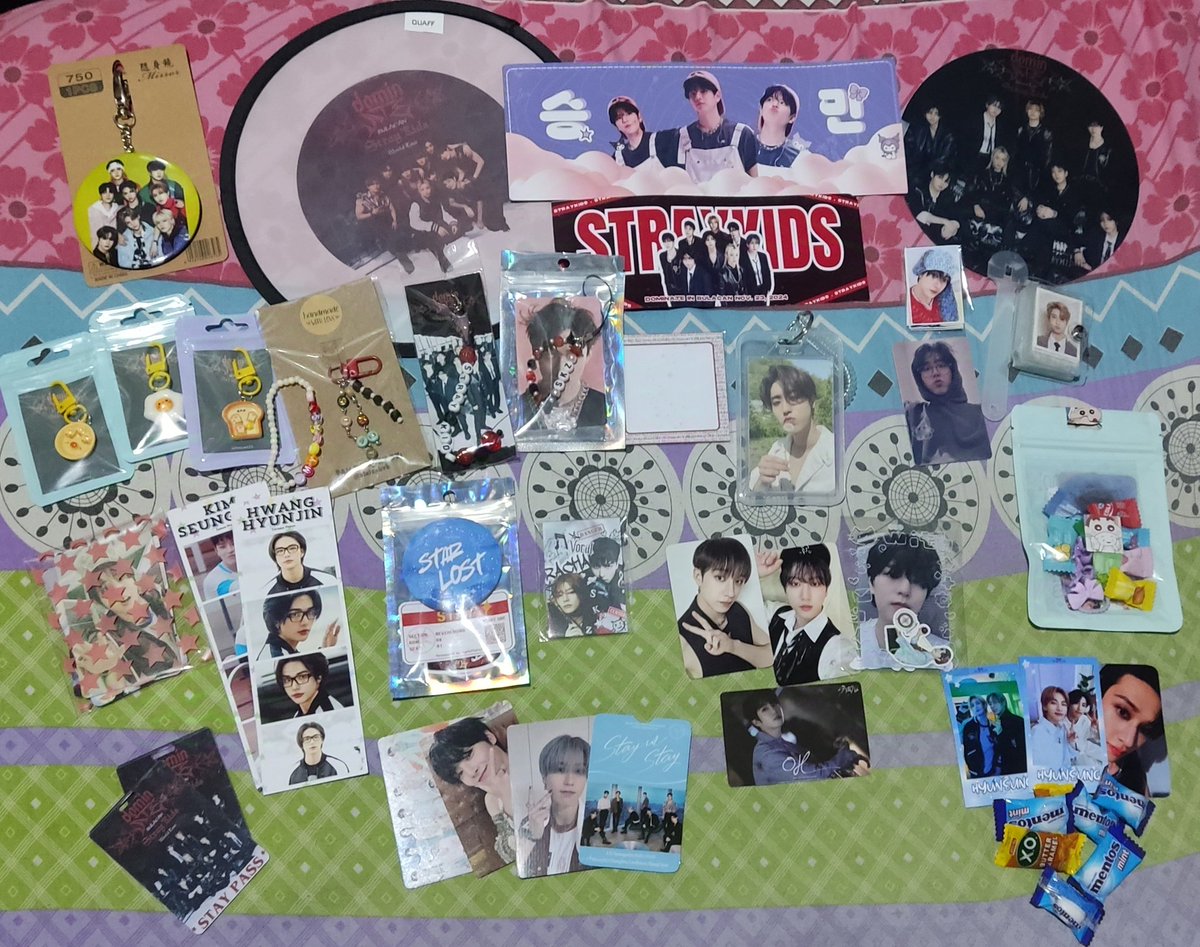 FREEBIES HAUL from dominATE:
<a href="/lixxcart22/">sheng •</a>
<a href="/SEUNGJ1NLAYAG/">alex | seungjinified</a>
<a href="/hyunjin4949/">🌷</a>
<a href="/seungskkies/">dai ; saw skz</a>
<a href="/gelottokaji/">^._.^ฅ|| semi ia</a>
<a href="/staybyHAN/">Sol ✨</a>
<a href="/aynminlxcolls/">bree ✧; let karma do it ✨️🍀❣️</a>
<a href="/elaizahvk/">lai</a>
<a href="/kkeutsinta/">soni 🧸 wts DAY6 LBA 219</a>
<a href="/esoterickatie/">Katie is on her PCD era ʚ♡ɞ</a> &amp; <a href="/HanJishuuung/">dvr 🍀🍀</a>
and ofc <a href="/apricotandcoph/">Apricot and Co. PH</a> <3
++ others with no un indicated

THANK YOU SO MUCH STAY!!!

#dominATE_BULACAN