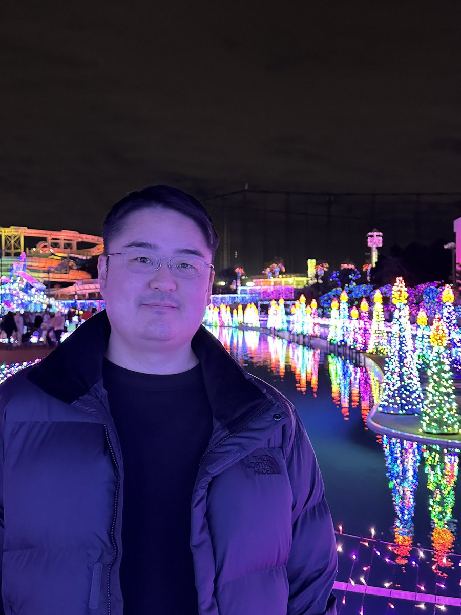 たかひろ tweet media