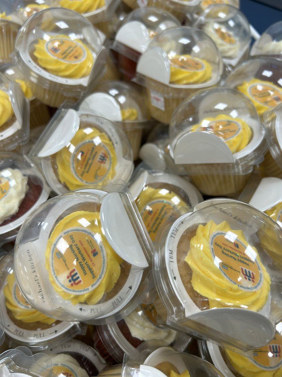 Claire Dua 💙 tweet media