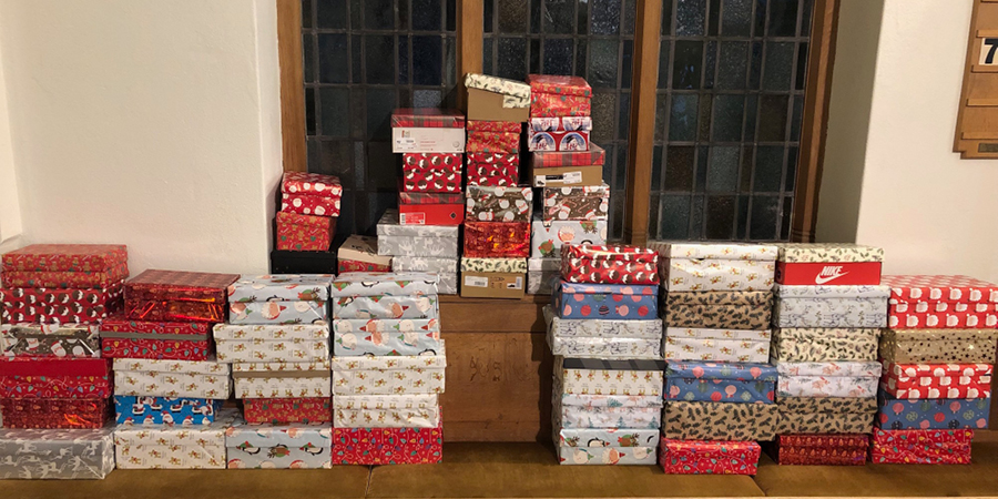OneFarringtons's tweet photo. Thank you to everyone who donated to our shoebox appeal for Link to Hope! Your generosity will bring joy to many families this Christmas. 🎁❤️ 

#LinkToHope #ShoeboxAppeal #Christmas https://t.co/QwgSZ6xbWe