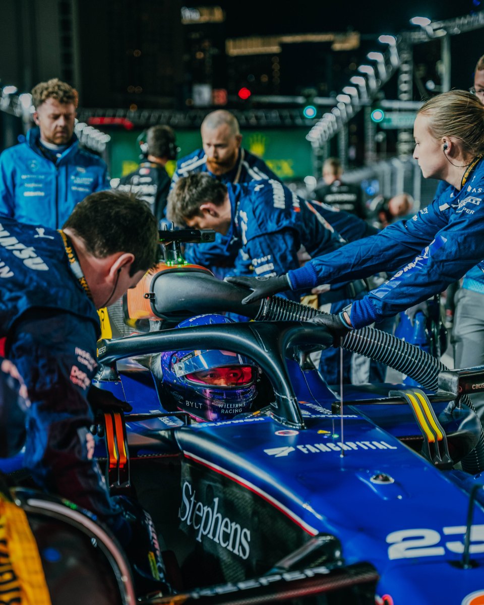 WilliamsF1's tweet photo. A monumental effort from the team this weekend, but unfortunately it didn't end the way we would have liked.

We go again in a week's time. https://t.co/GgXz1iHDEx