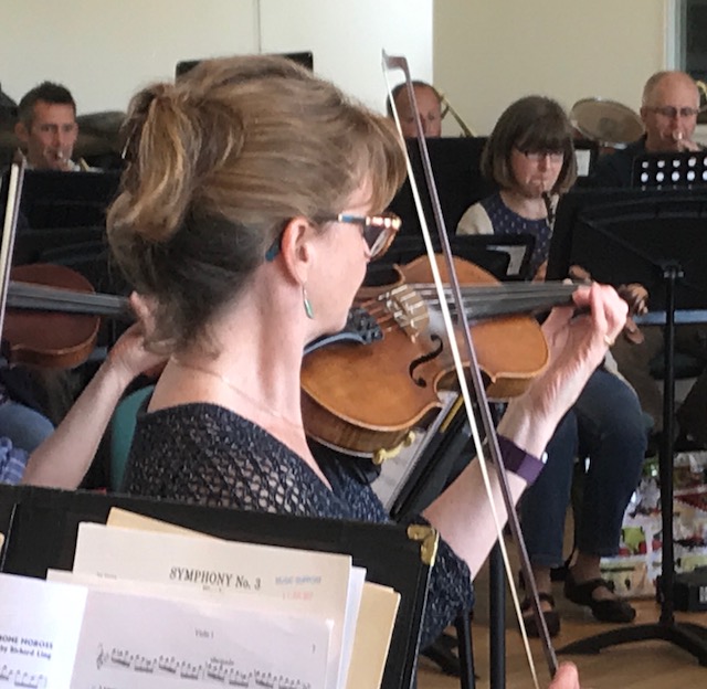 MonmouthOrch's tweet photo. Sadly we have decided to cancel today's rehearsal due to the weather,flooding and fallen trees. The good news is we've all got three hours to practice this afternoon!  😂 https://t.co/pom354xcBL