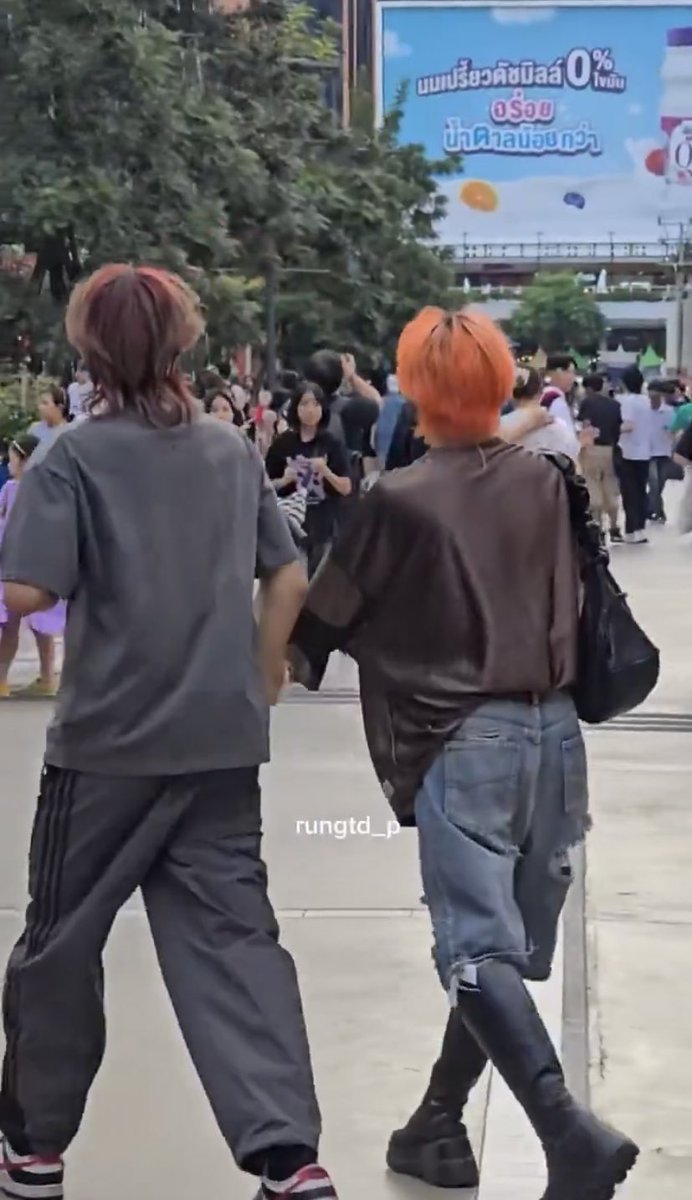 คือเราเชื่อละ ที่มีคนเคยบอกว่าบอกว่าเมมเบ้อลาสวัน คลั่งรักทุกคนอ่ะ เลี้ยงน้องมากับมือ DNAคลั่งรักจากคนพี่เลยส่งสู่น้อง🦖💎💕 สยามมันหวานเจี๊ยบจริงๆ🥹👊🏻✨ 
#ไดร์ม่อนเลโก้ #diamondlego
#DaouOffroad #ต้าห์อู๋ออฟโรด